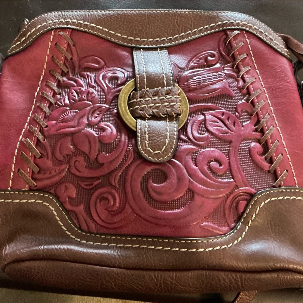 Boc Carlston Crossbody Purse - Picture 6 of 6